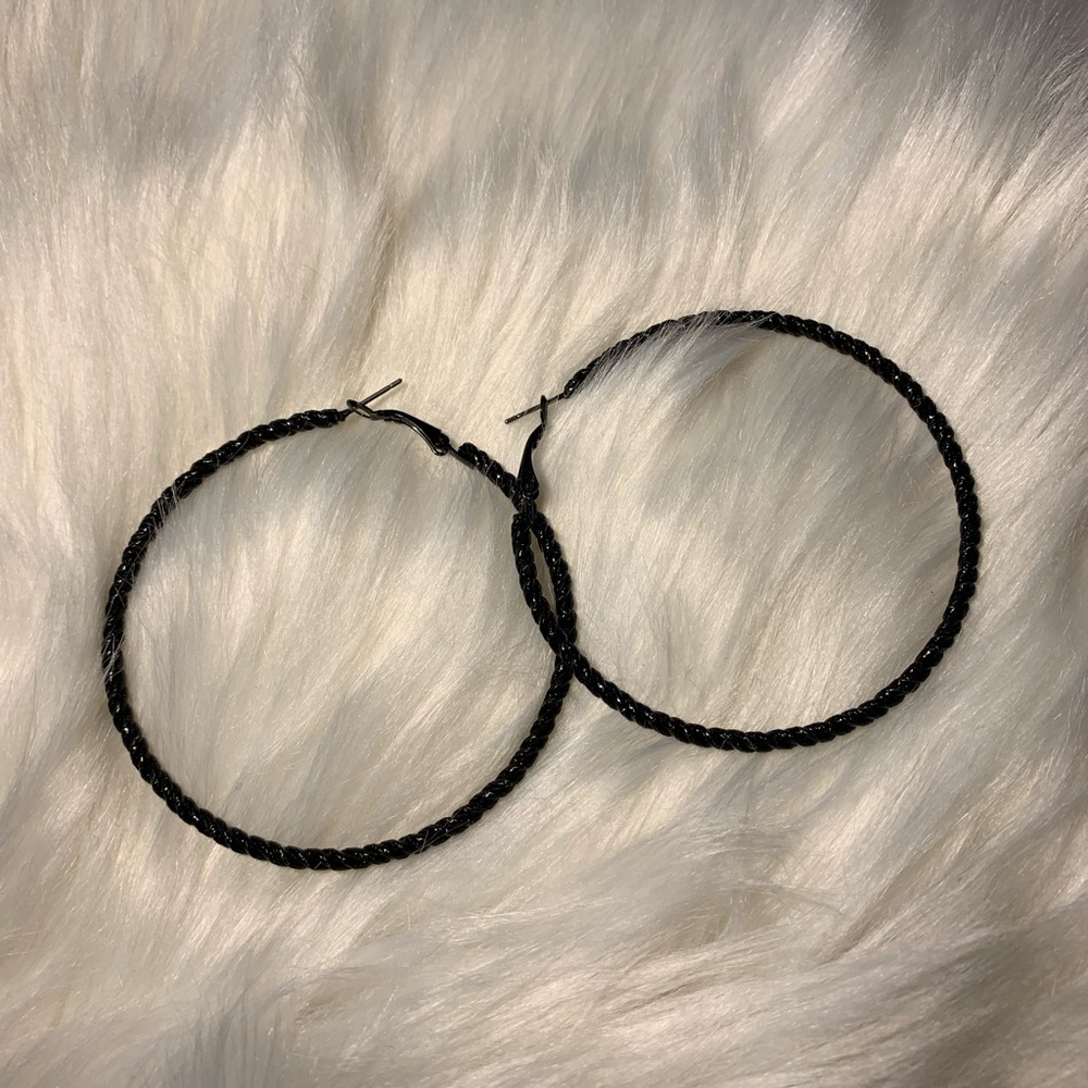 Black hoops